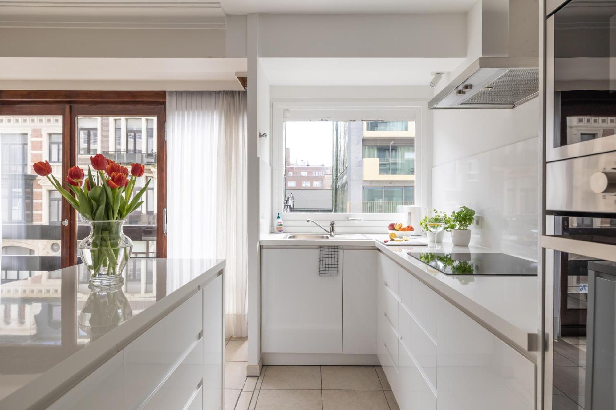 Weloveoostende - Newly Renovated Large Apartment 150M From The Beach - Including Bed Sheets And Final Clea-Ning Екстер'єр фото