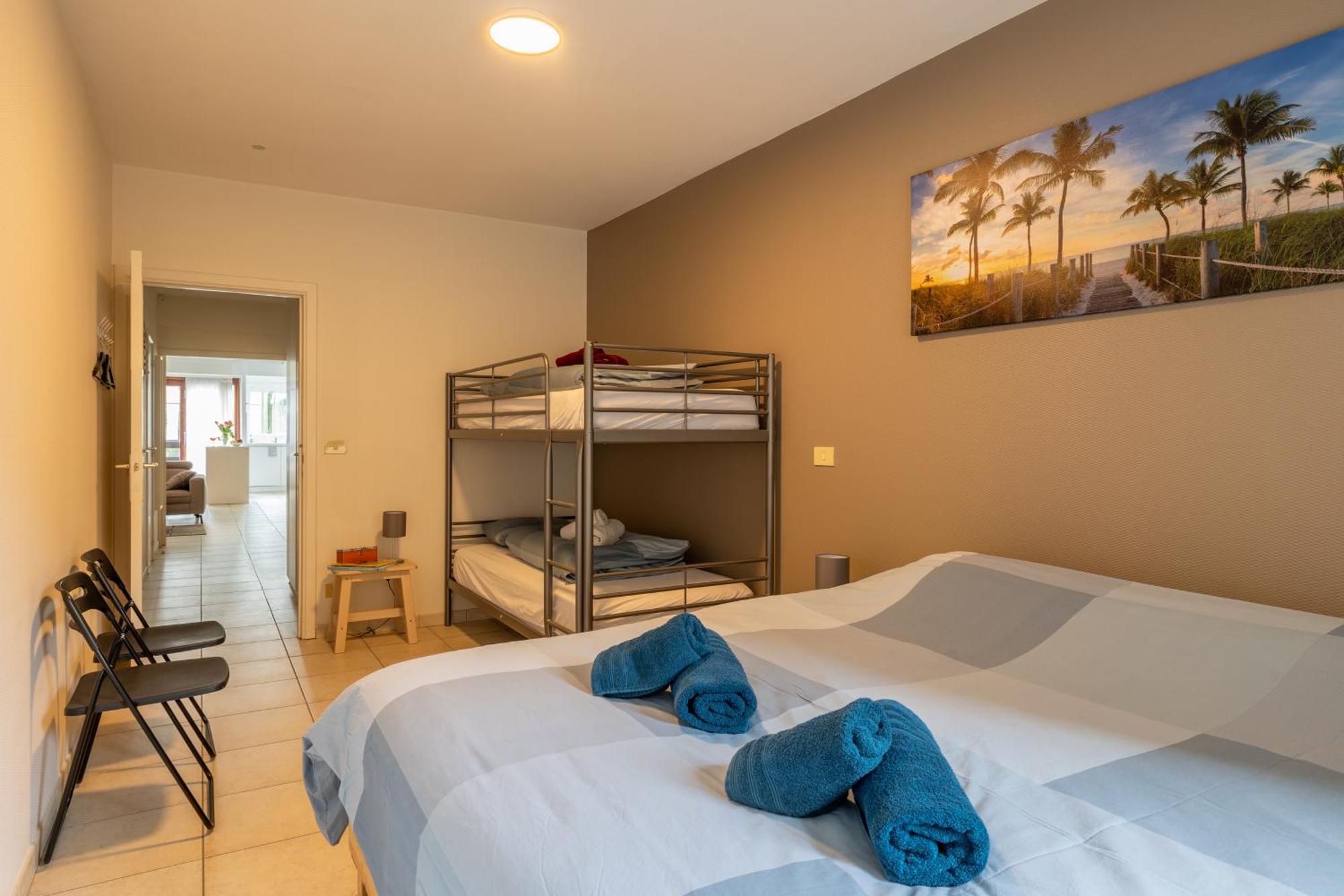 Weloveoostende - Newly Renovated Large Apartment 150M From The Beach - Including Bed Sheets And Final Clea-Ning Екстер'єр фото